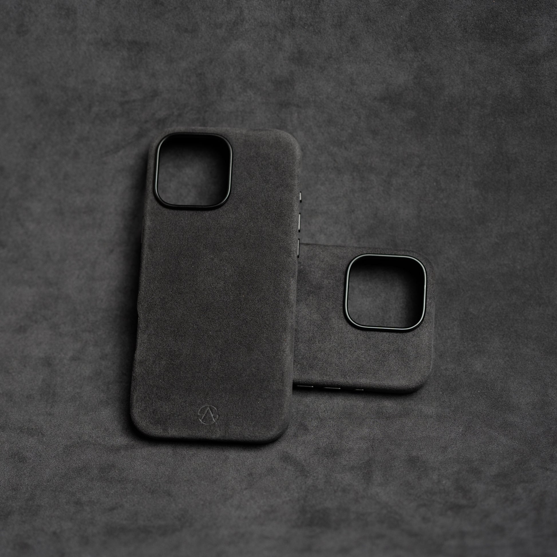 Iphone 15 Pro - Alcantara Case Space Grey Boostclub