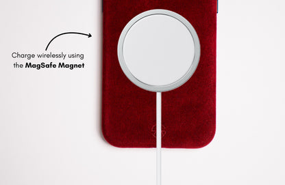 Iphone 15 Pro - Alcantara Case Space Burgundy Boostclub