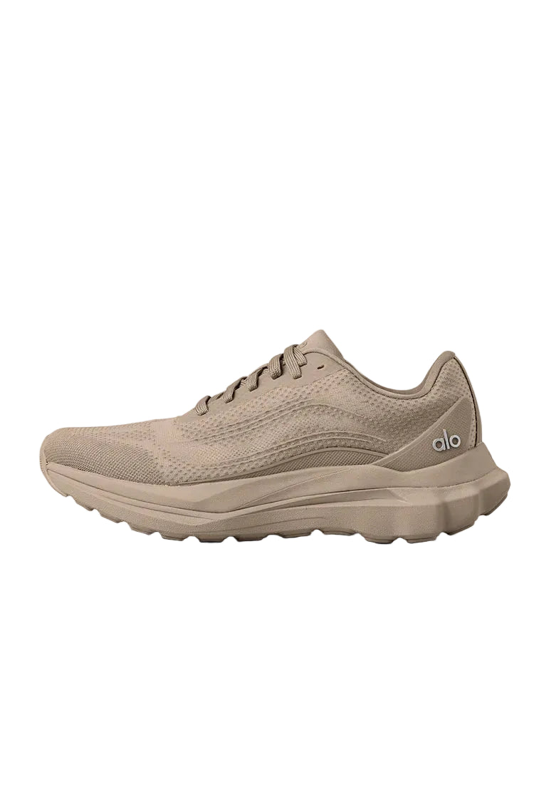 Alo Runner Sneaker Gravel -Preorder Boostclub