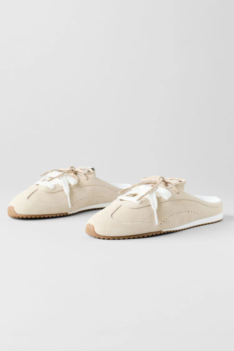 Alo Sunset Sneaker Mule Sandstone -Preorder Boostclub