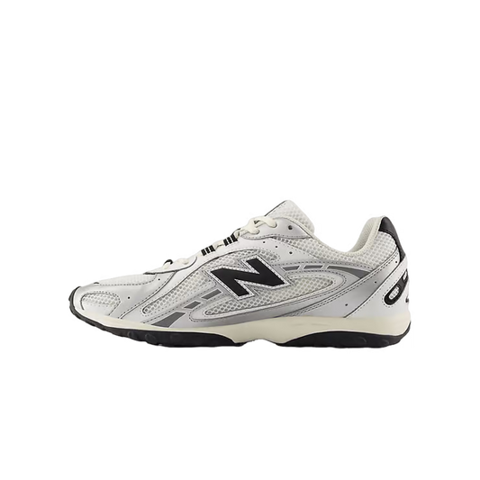 New Balance 204L Silver Metallic/Black -Preorder Boostclub